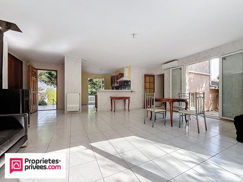 Maison - 192 m² - 6 pièces