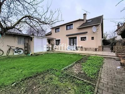 Pavillon - 134 m² - 6 pièces