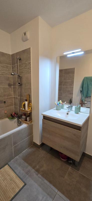 Appartement - 75 m² - 4 pièces