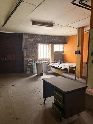 Immeuble - 150 m² - 10 pièces