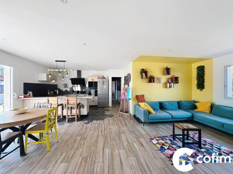 Maison - 144 m² - 6 pièces