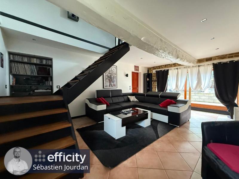 Maison - 136 m² - 6 pièces