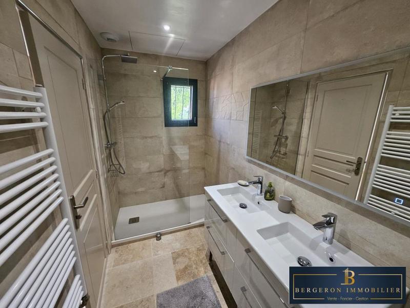 Maison - 185 m² - 5 pièces