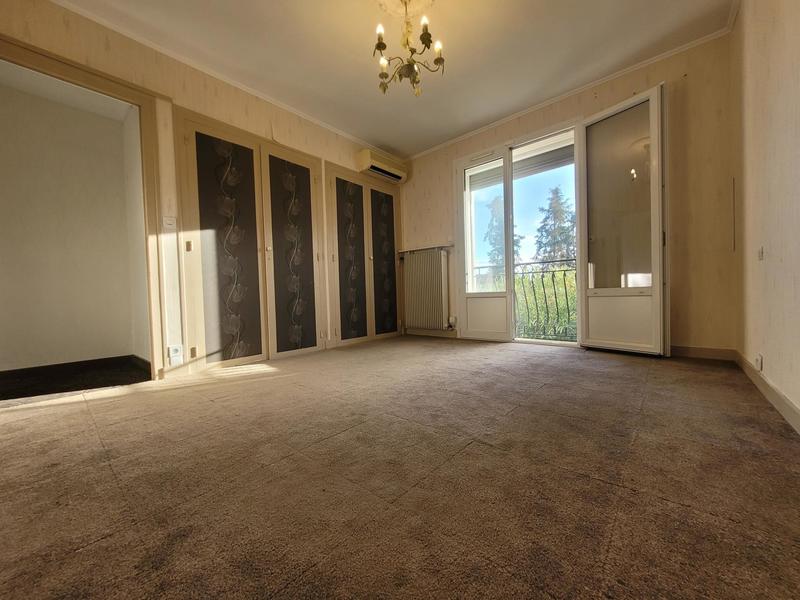 Maison - 189 m² - 6 pièces