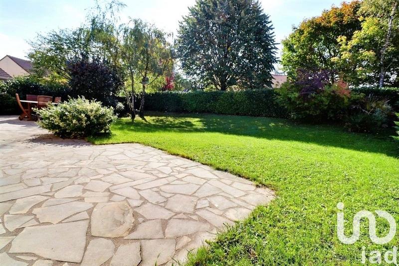 Maison - 144 m² - 7 pièces