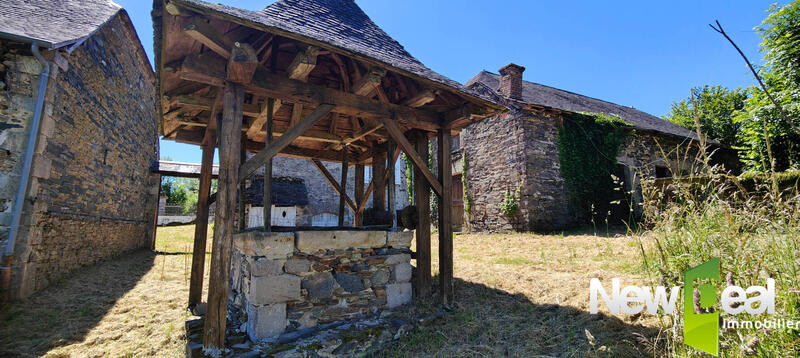 Demeure - 226 m² - 9 pièces