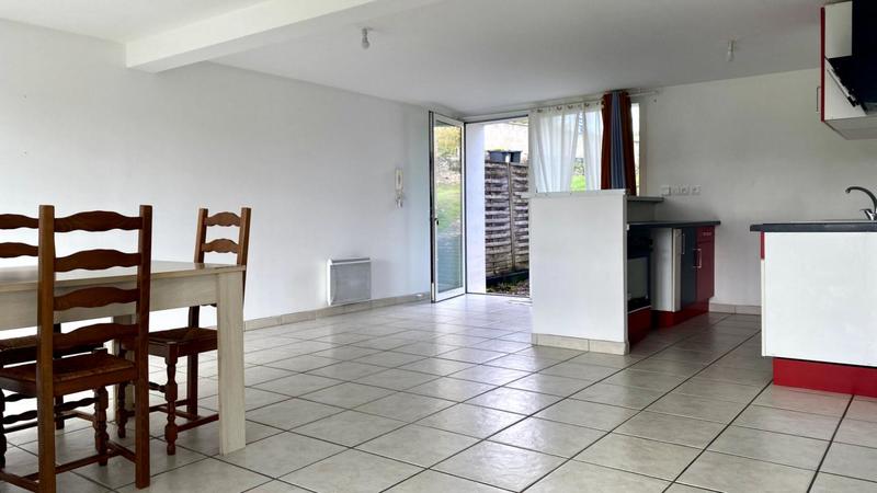 Appartement - 80 m² - 4 pièces