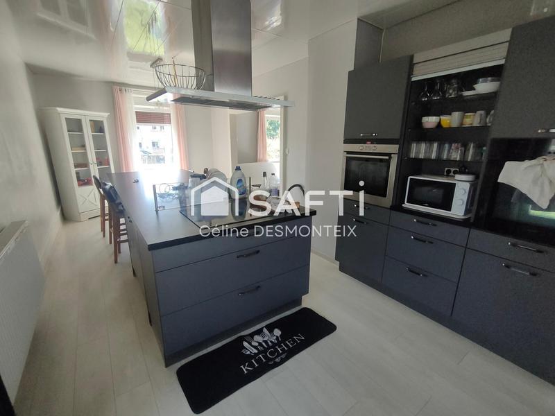 Maison - 150 m² - 7 pièces