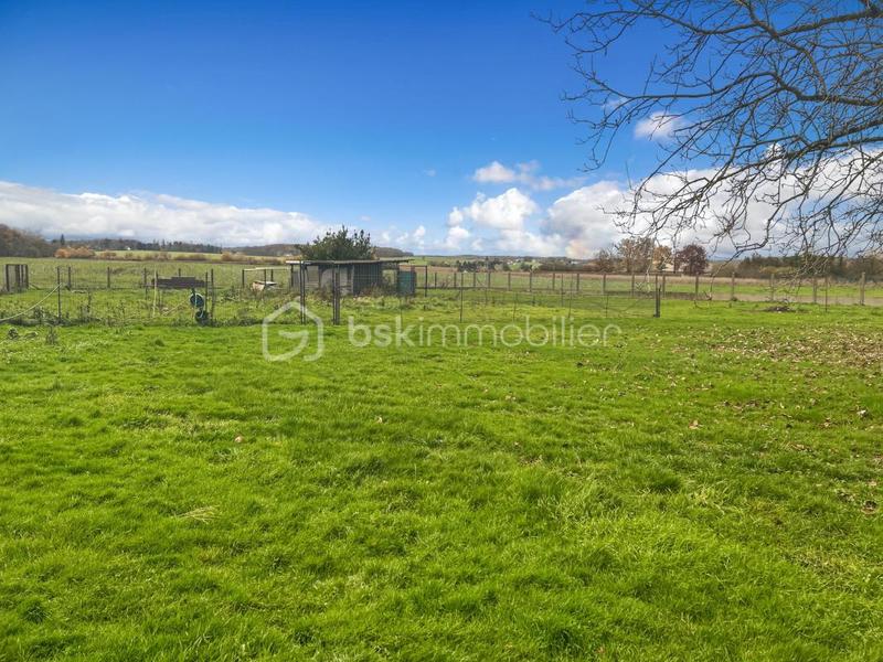 Maison traditionnelle - 117 m² - 6 pièces