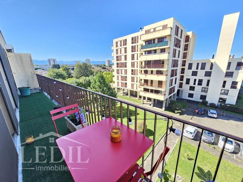 Appartement - 92 m² - 4 pièces