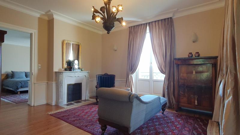 Hôtel particulier - 350 m² - 10 pièces