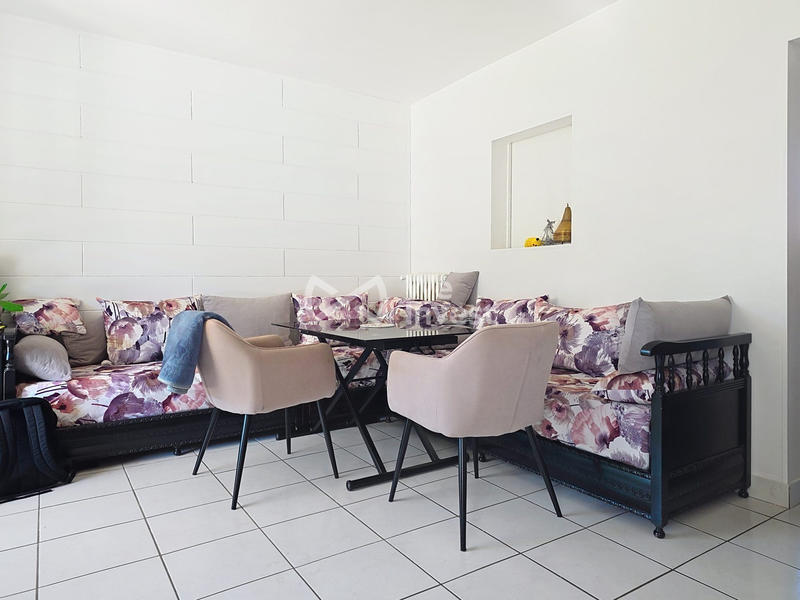 Maison - 90 m² - 5 pièces