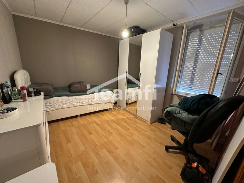 Maison - 176 m² - 5 pièces