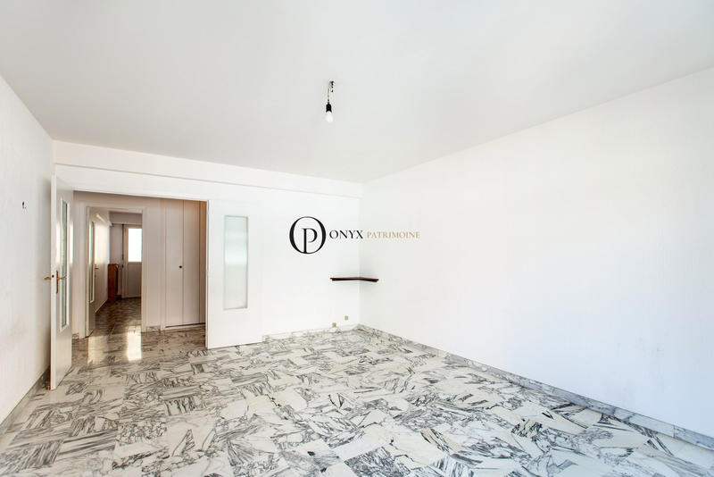 Appartement - 83 m² - 3 pièces