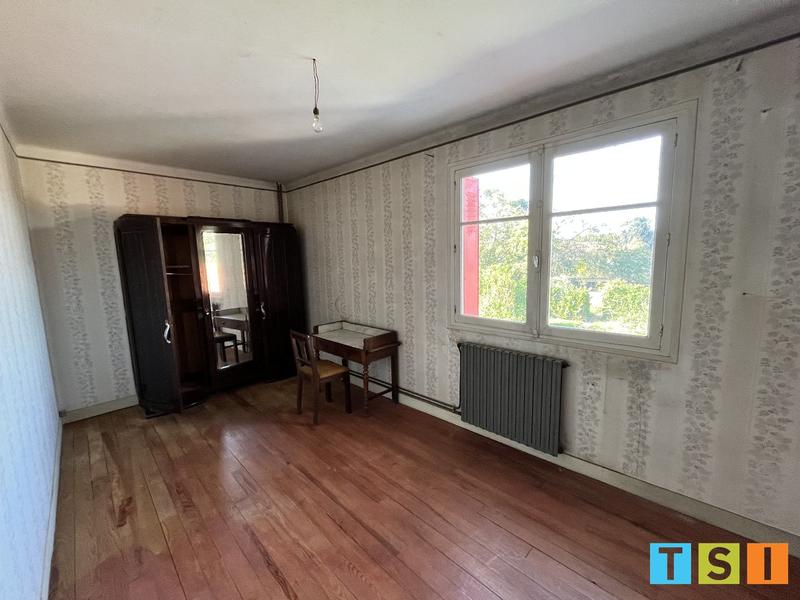 Maison - 210 m² - 9 pièces