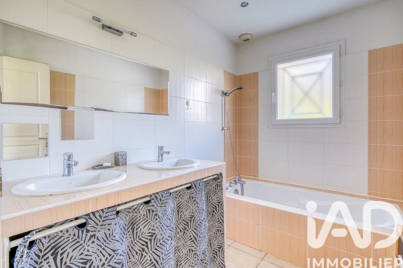 Maison - 91 m² - 4 pièces