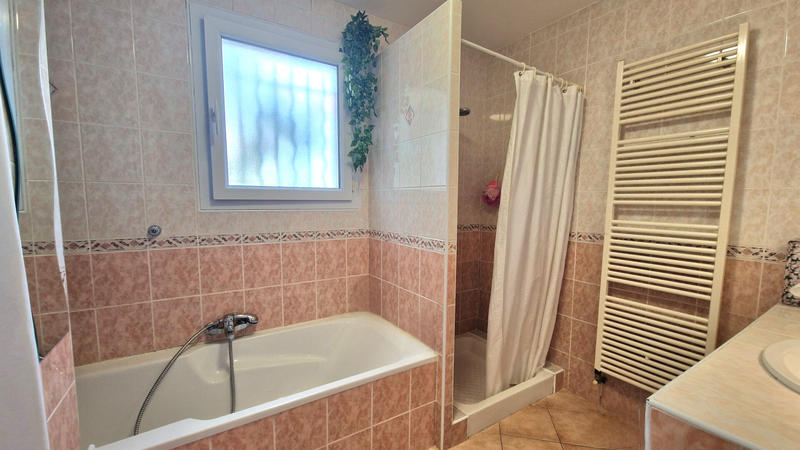 Maison - 123 m² - 6 pièces