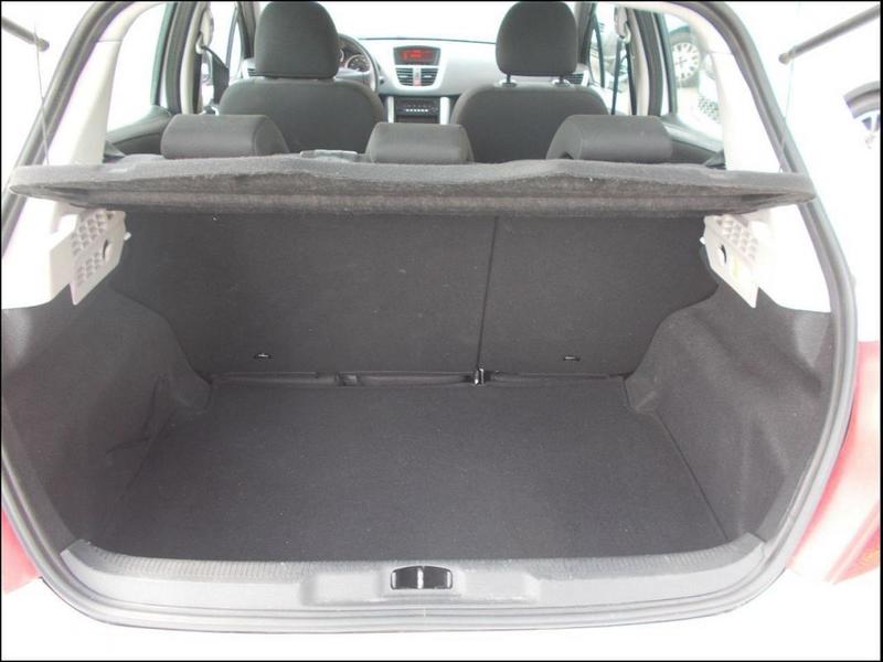 Peugeot 207 1.4 Hdi 68 Cv Urban