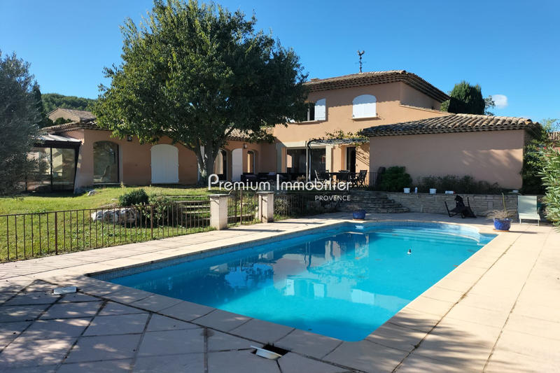 Maison - 145 m² - 4 pièces