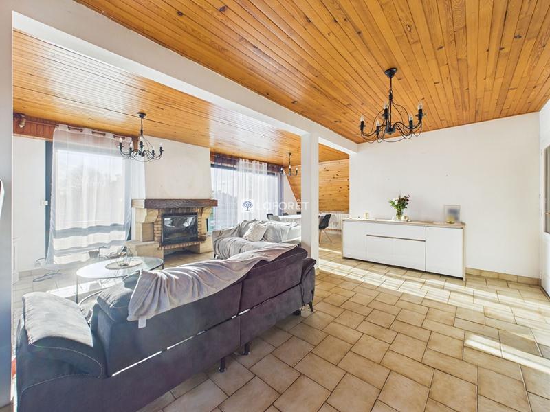 Maison - 153 m² - 6 pièces