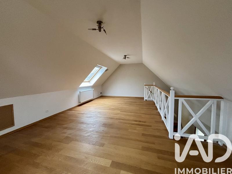 Maison - 313 m² - 7 pièces