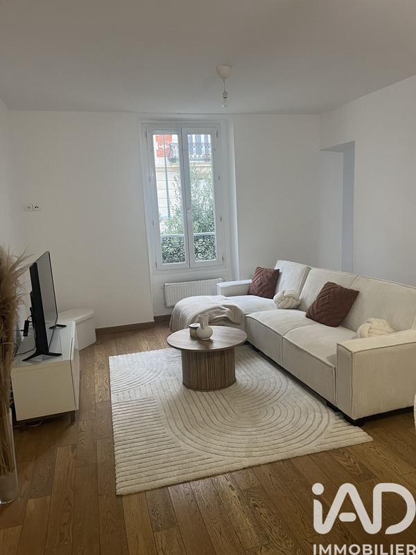 Maison - 204 m² - 11 pièces