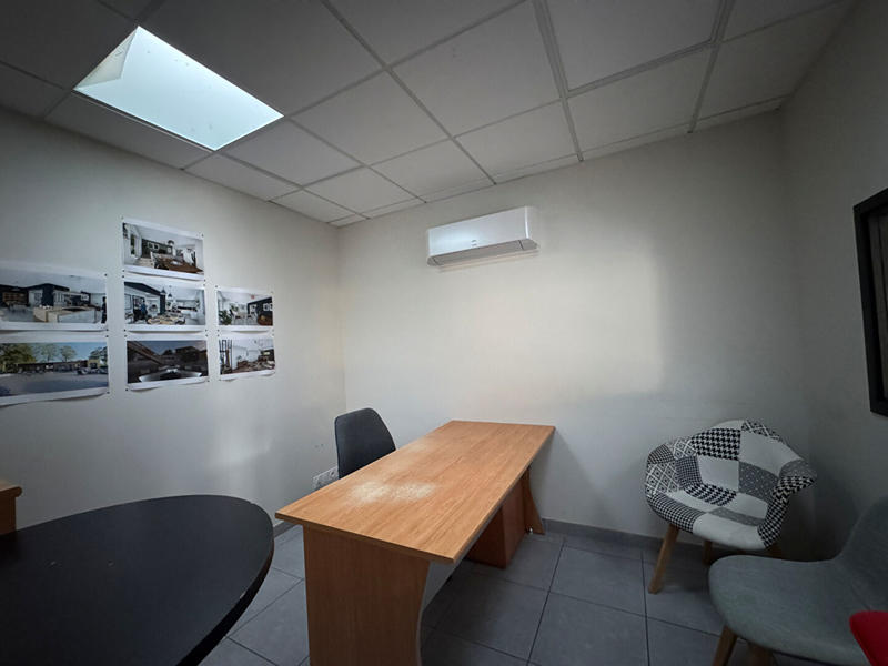 Local commercial - 59 m² - 3 pièces