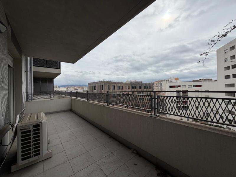 Appartement - 60 m² - 3 pièces