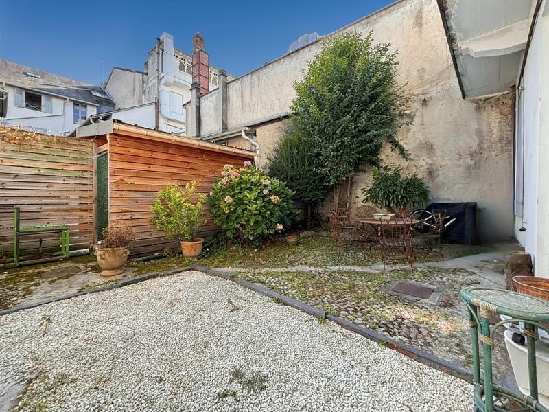 Appartement bourgeois - 113 m² - 5 pièces