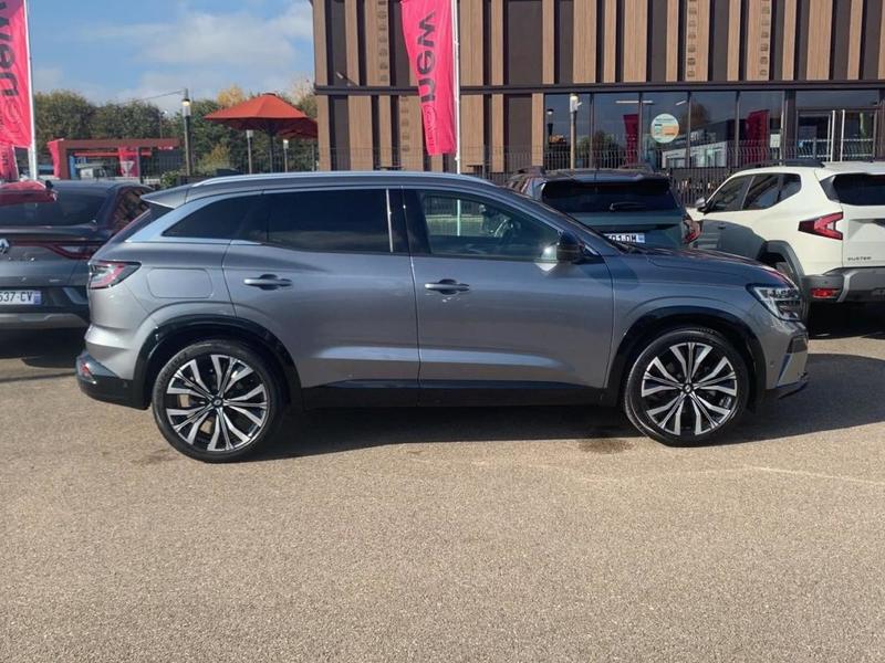 Renault Austral E-Tech hybrid 200 Iconic