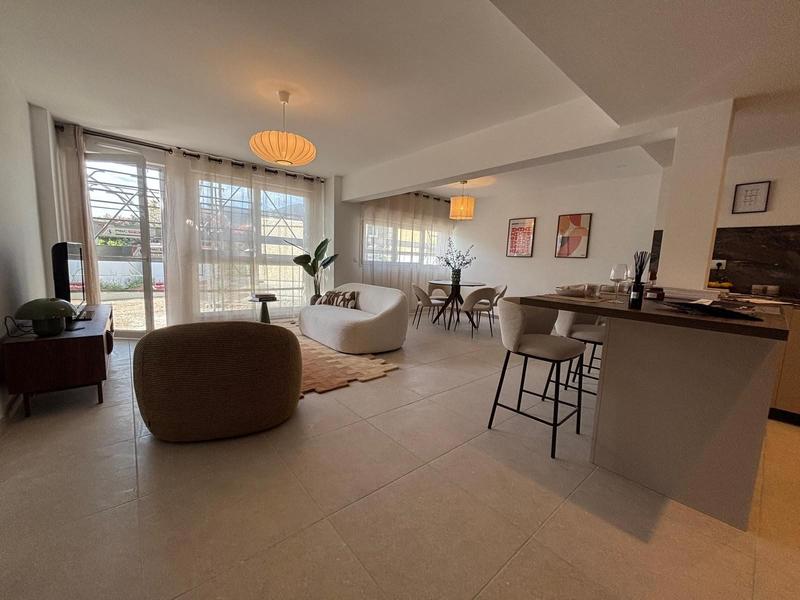 Appartement - 87 m² - 3 pièces