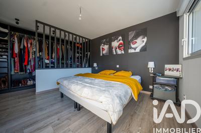 Maison - 136 m² - 5 pièces