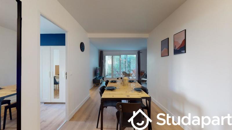 Chambre - 9 m² - 1 pièce