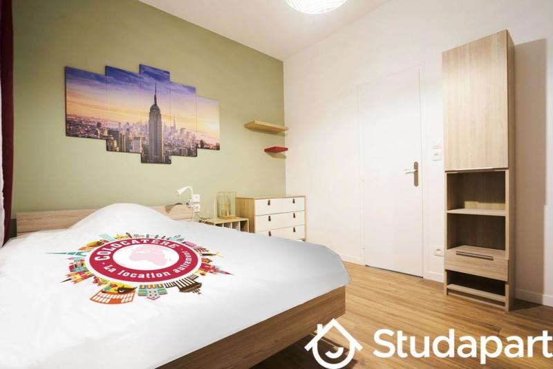 Chambre - 12 m² - 1 pièce