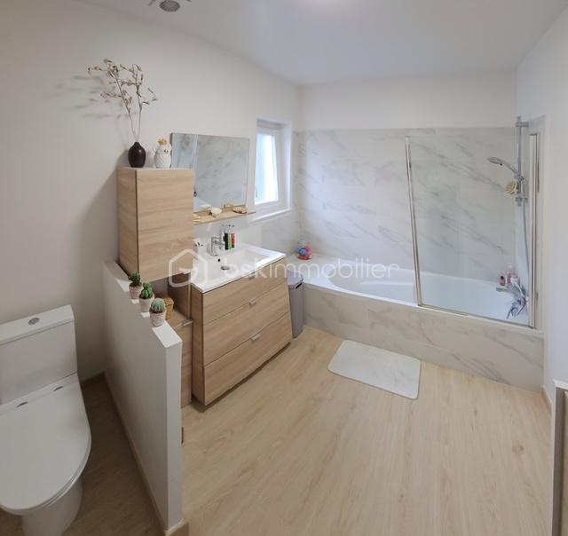 Maison - 145 m² - 6 pièces