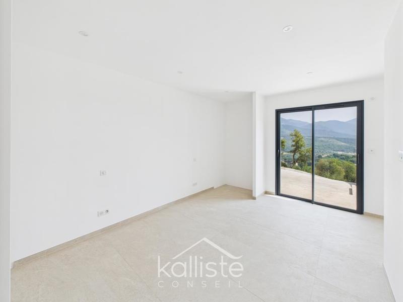 Villa - 132 m² - 4 pièces