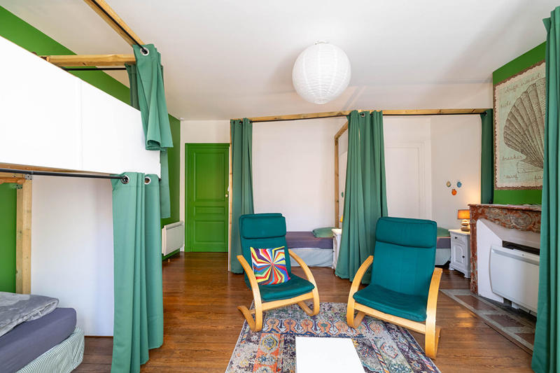 Maison - 498 m² - 20 pièces