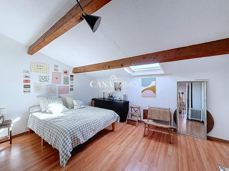 Appartement - 82 m² - 4 pièces