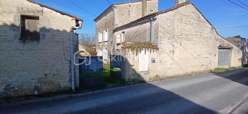 Maison de village - 110 m² - 6 pièces