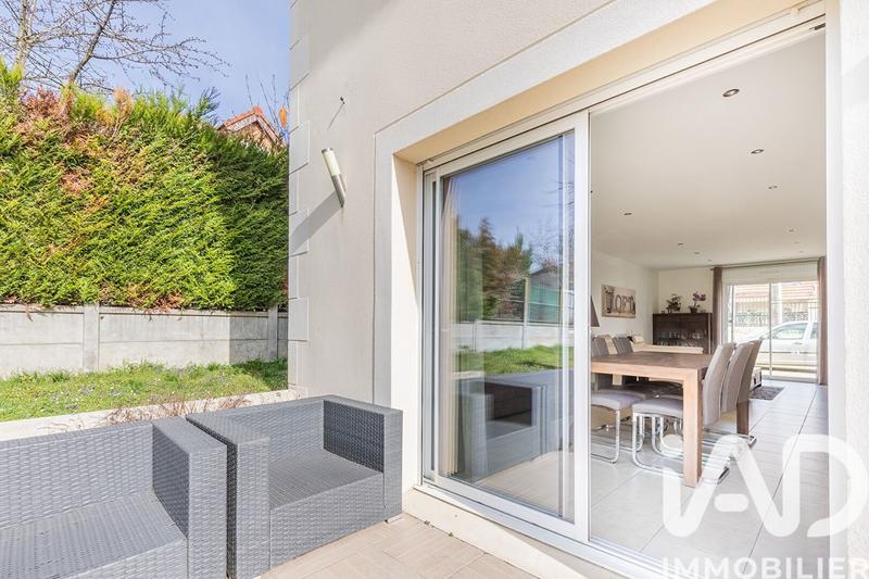 Maison - 199 m² - 7 pièces