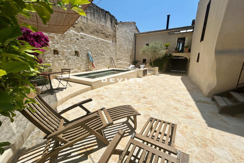 Maison - 200 m² - 7 pièces