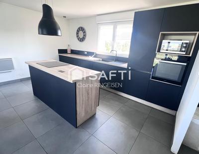 Maison - 96 m² - 4 pièces