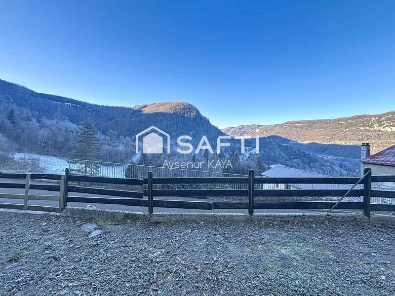 Maison - 138 m² - 10 pièces