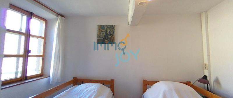 Propriété - 80 m² - 5 pièces