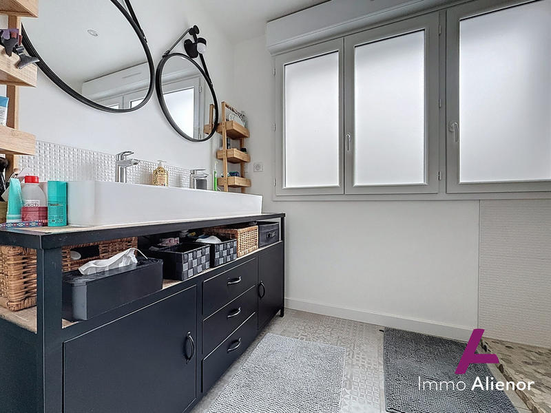 Maison ancienne - 215 m² - 8 pièces