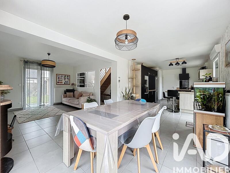 Maison - 124 m² - 5 pièces