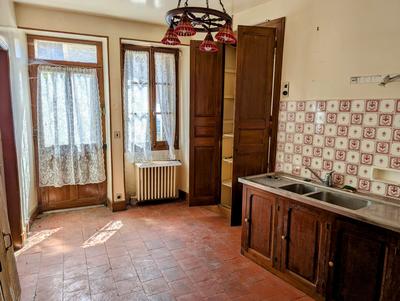 Maison ancienne - 104 m² - 7 pièces