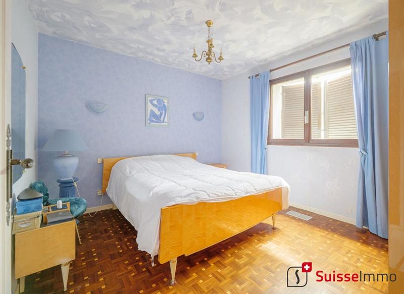 Maison - 190 m² - 8 pièces