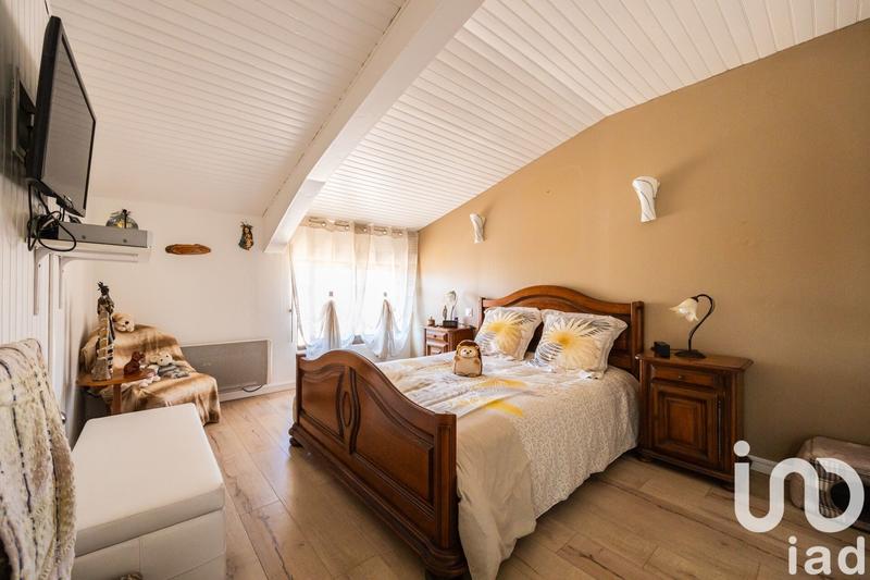 Maison - 260 m² - 5 pièces