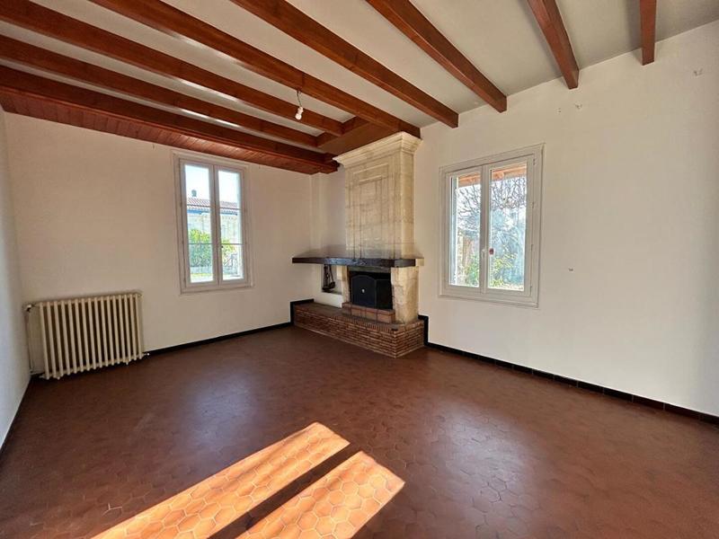 Maison - 201 m² - 7 pièces